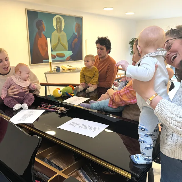 Babysalmesang i Hyltebjerg Kirkesal
